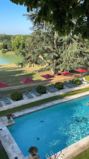 Visiter les éternels châteaux de la Loire, tout en séjournant dans un domaine avec un magnifique cadre, un havre de paix pour vous ressourcer.
Le calme et la tranquillité à une petite heure de Paris en TGV le @domaine_des_bidaudieres 
Réservation sur www.bidaudieres.com 
Nos meilleurs prix sur www.bidaudieres.com 
@domaine_des_bidaudieres #domainedesbidaudières #chateau #castle #hotel #chateauhotel #castlehotel #chateauxdelaloire #amazing #loirevalleycastles #travelphotography #tourainevaldeloire #touraineloirevalley #amboise #amboisecastle #amboisetourisme #loire #loirevalley #loirevalleytourism #france #travel #voyage #bestplacetogo #beautifulhotels #bestplace #tourism #beautifuldestinations