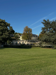 Septembre 

Visiter les éternels châteaux de la Loire, tout en séjournant dans un domaine avec un cadre magnifique, un havre de paix pour vous ressourcer.

Le calme et la tranquillité à une petite heure de Paris en TGV le @domaine_des_bidaudieres 

Réservation sur www.bidaudieres.com 
Nos meilleurs prix sur www.bidaudieres.com 

@domaine_des_bidaudieres #domainedesbidaudières #chateau #castle #hotel #chateauhotel #castlehotel #chateauxdelaloire #amazing #loirevalleycastles #travelphotography #tourainevaldeloire #touraineloirevalley #amboise #amboisecastle #amboisetourisme #loire #loirevalley #loirevalleytourism #france #travel #voyage #bestplacetogo #beautifulhotels #bestplace #tourism #beautifuldestinations